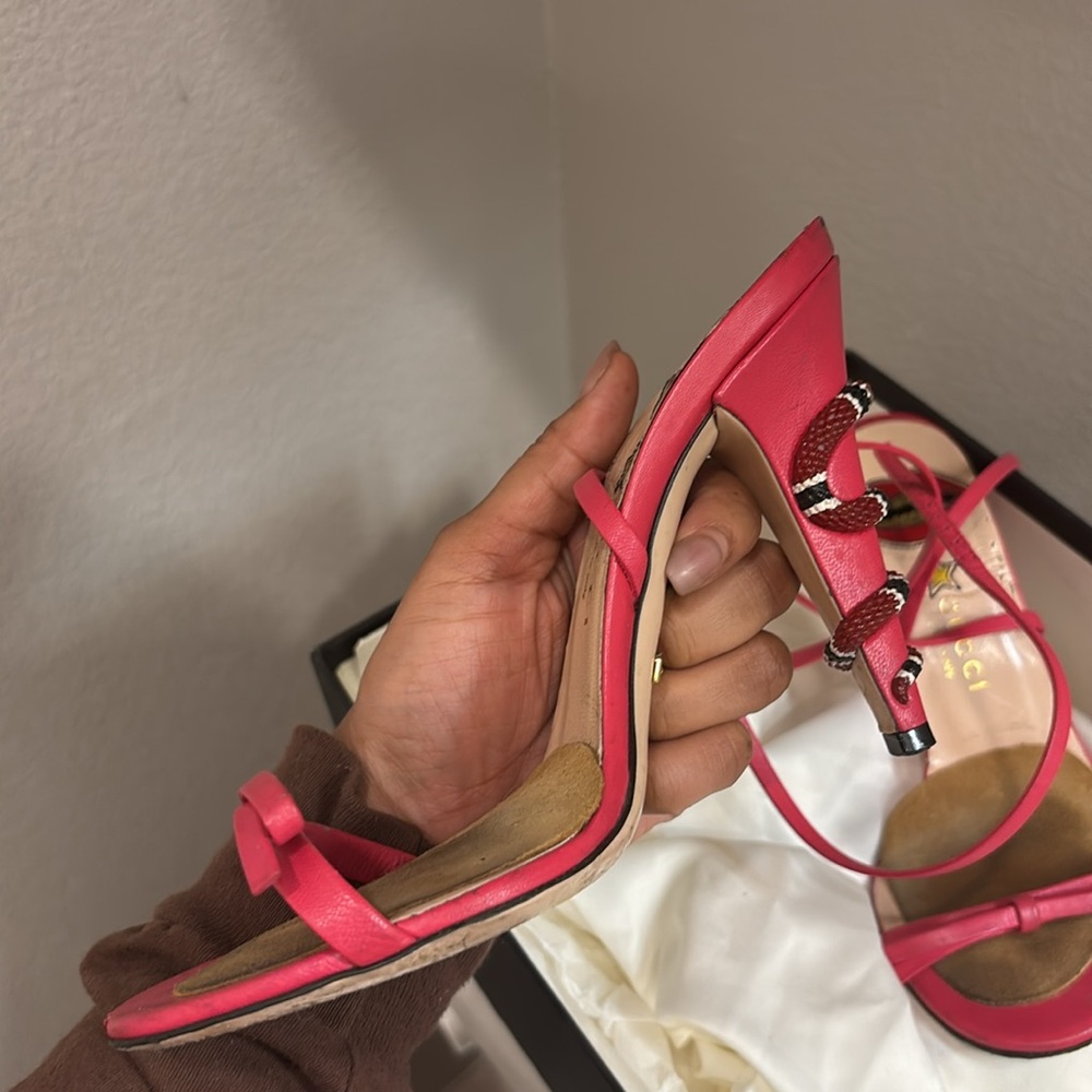 Hot pink Gucci snake heel ss16 size 36